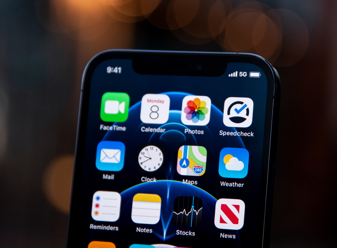 集宁苹果手机维修分享为什么 iPhone 12 在冬季会自动关机 